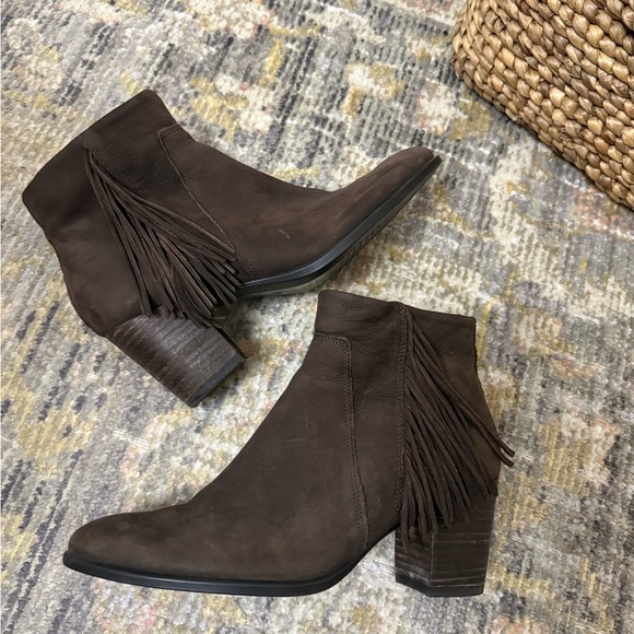 Ecco Shape 55 dark Brown Fringe Leather Ankle Boots - Picture 1 of 16